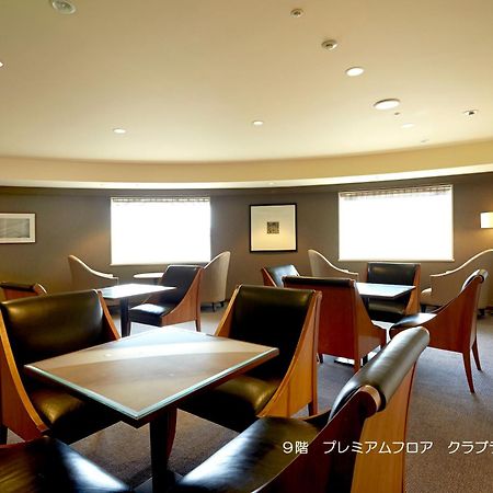Miyako Hotel Gifu Nagaragawa Exterior photo Premium Lounge at Chubu International Airport